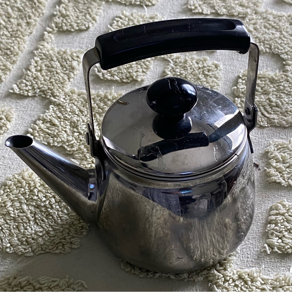 Mini Tea Pot - Picture 3 of 3